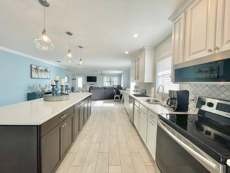 Searenity Escape - New Pool, Bikes, Parking, Near the Beach — Naples, FL — vacation rental