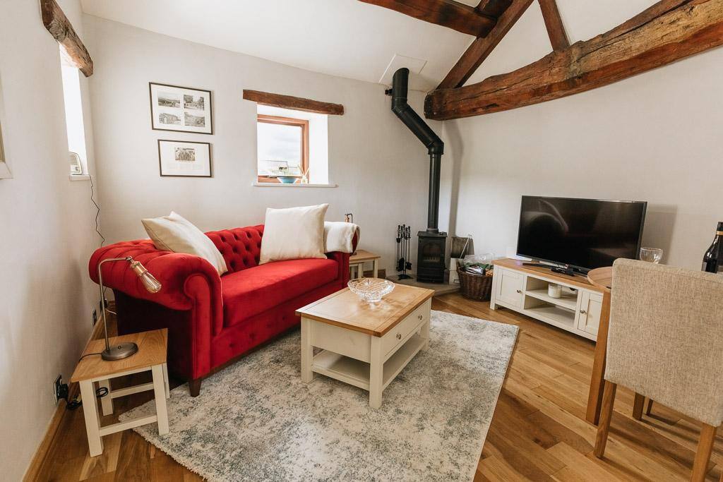 GABLE COTTAGE // Luxe 1 bed accommodation  closed to the Peak District, Yorkshire