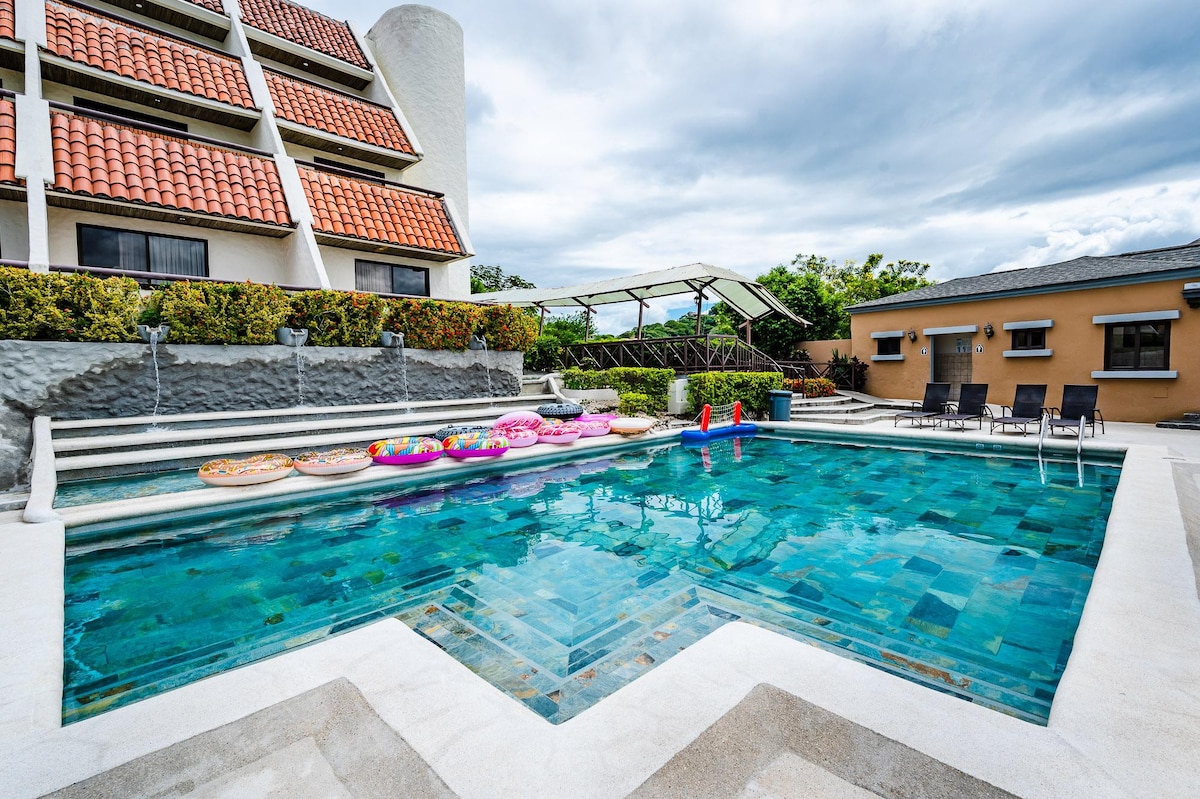 Private Pool Villa | Walk to Beach & Resort Access — Playas del Coco, Provincia de Guanacaste — vacation rental