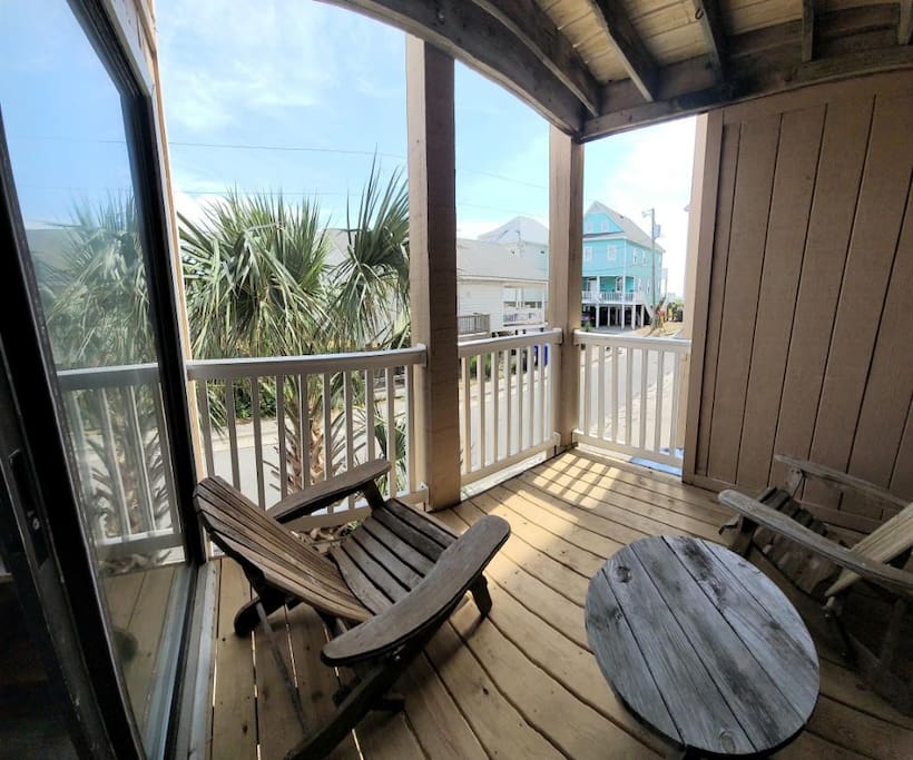 The Narrow Nest @ Sand Pebbles — Carolina Beach, NC — vacation rental