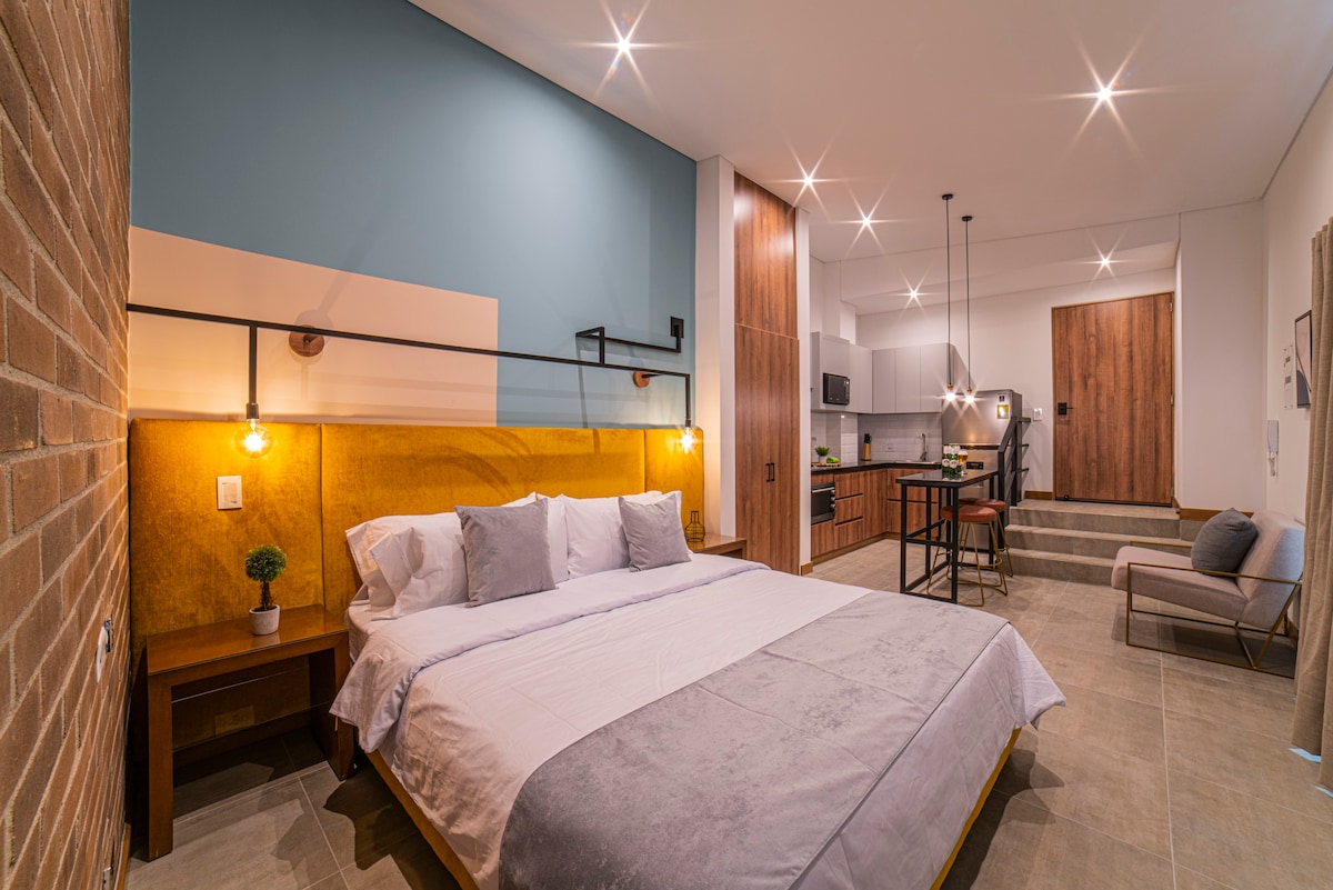 E202 • Studio In Wonderful & Walkable Centenario in Av. 3 Nte. #8, Granada