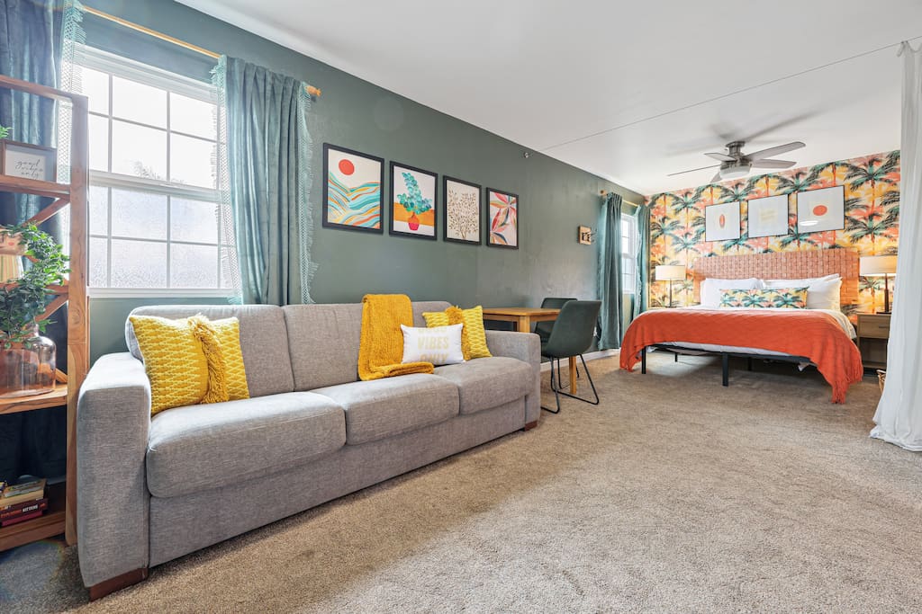 10 Mins to the Beach, La Jolla and UCSD! — San Diego, CA — vacation rental