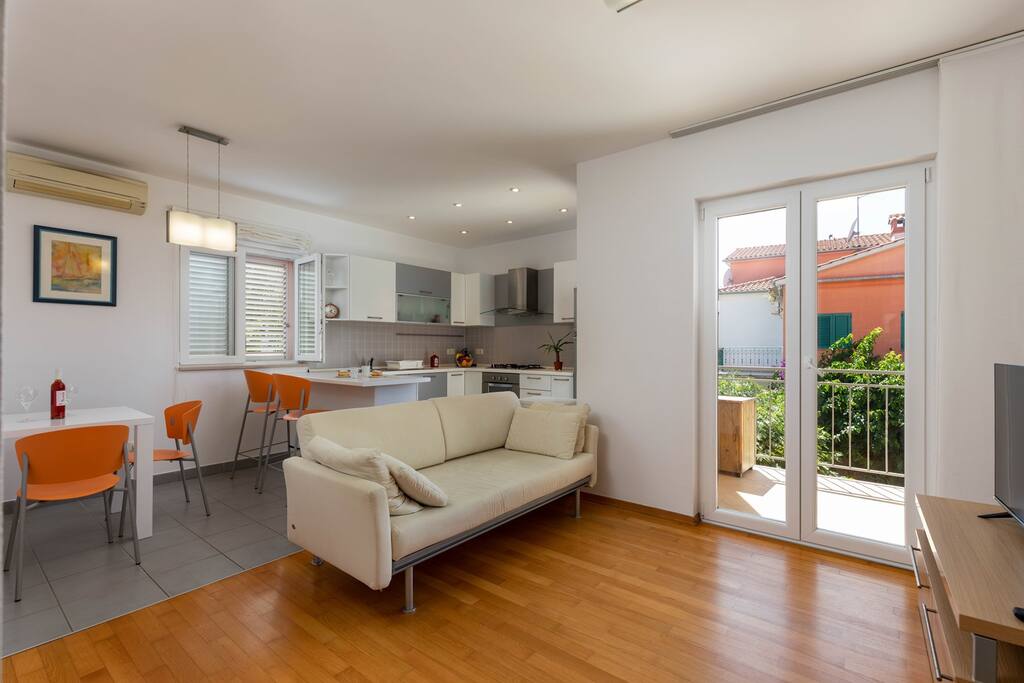 One-bedroom app ALBIS with balcony and parking — Rovinj, Istarska županija — vacation rental