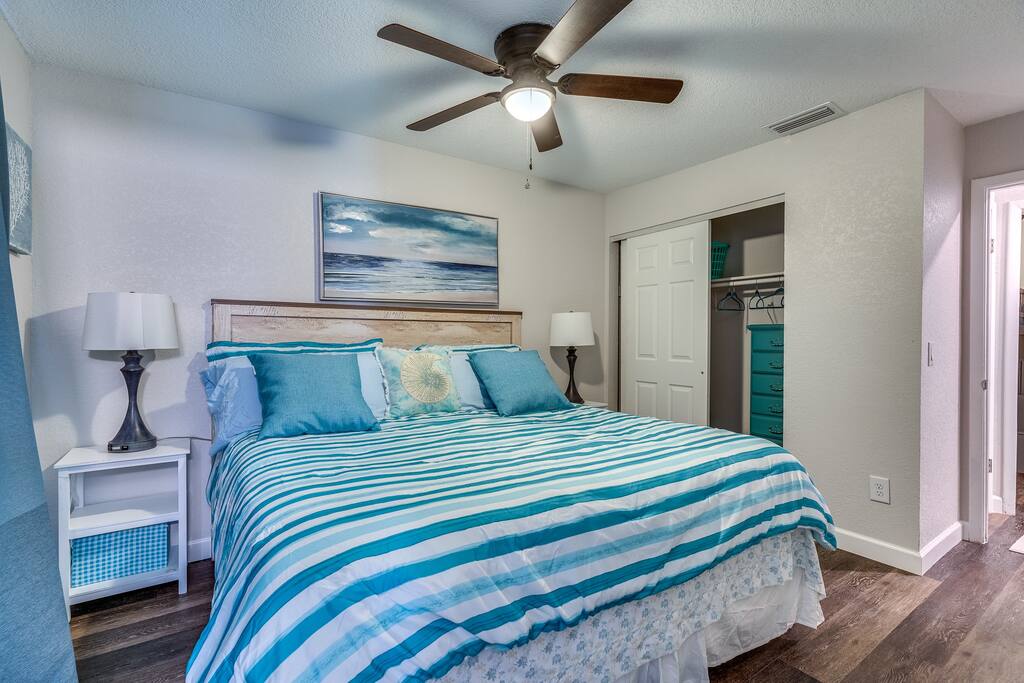 Cortez Gardens #11, Close to Beach, 3B2B 8 people 3