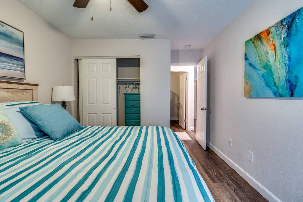 Cortez Gardens #11, Close to Beach, 3B2B 8 people 5