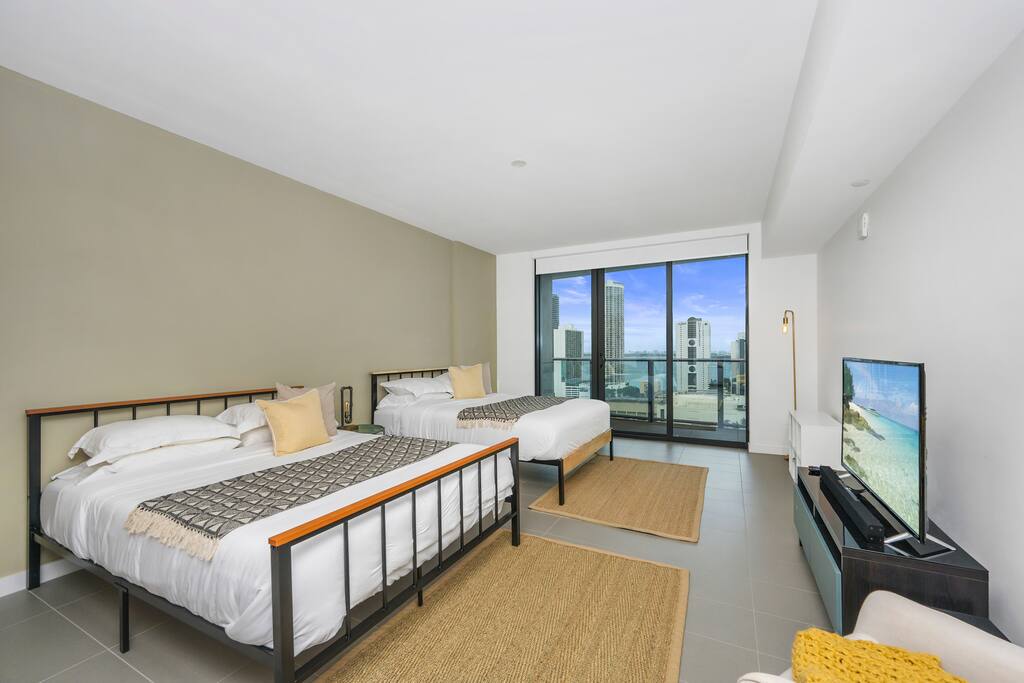 Luxury Convenient @Art District Twin Studios for 6