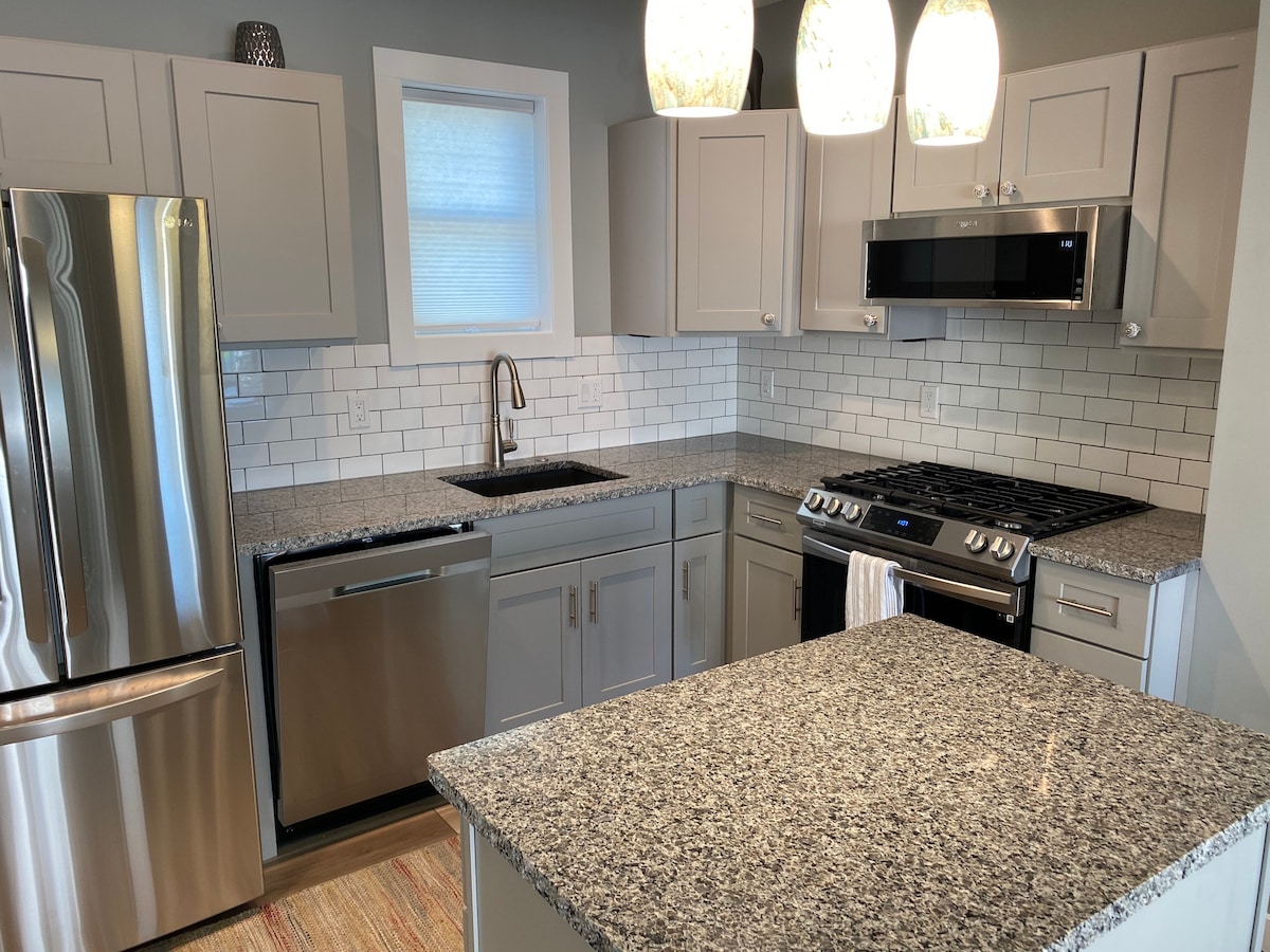Blue Maple Cottage in Downtown Traverse City — Traverse City, MI — vacation rental