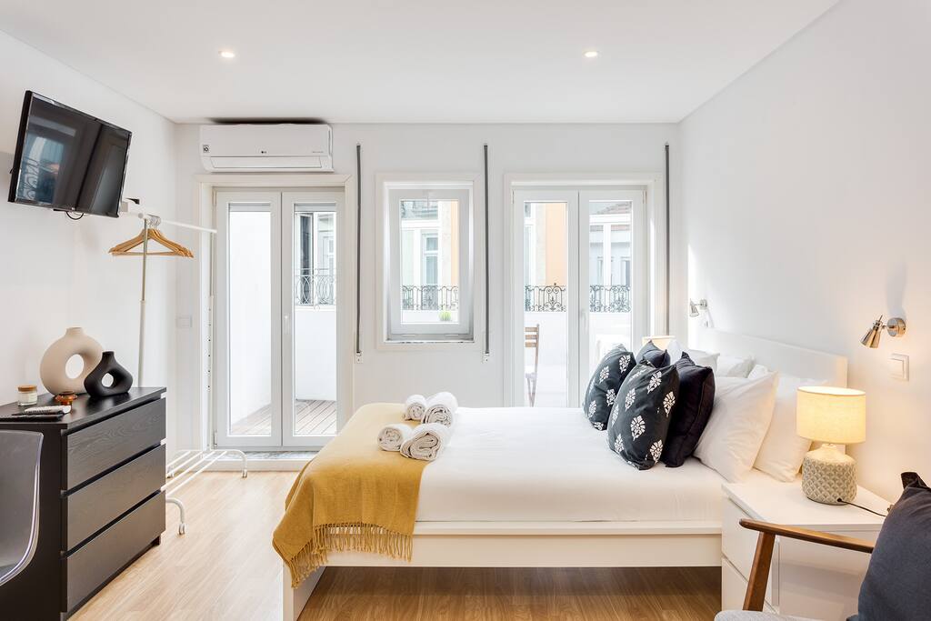 Bonjardim Deluxe Studio Terrace by DA'HOME — Porto, Porto — vacation rental