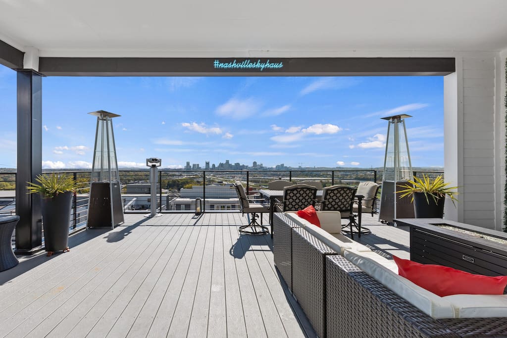 Nashville SkyHaus - As Seen On MTV | Sleeps 12+ — Nashville, TN — vacation rental