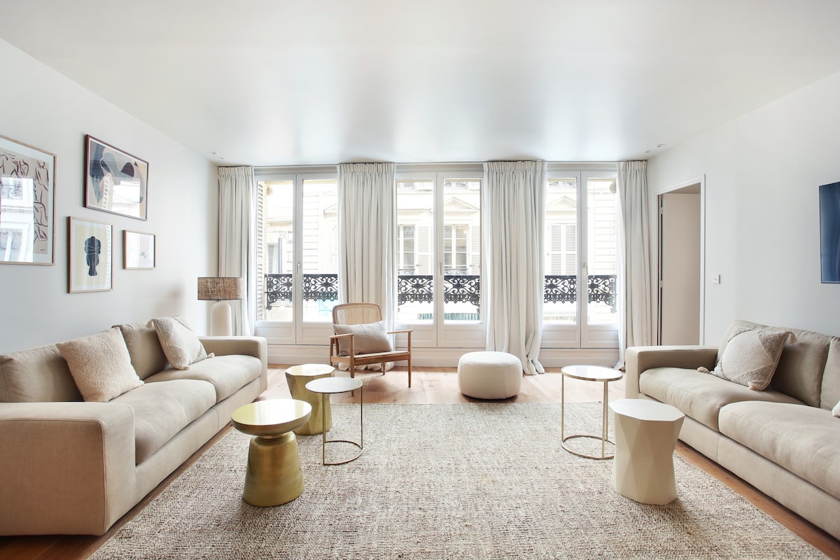 Luxurious and new apartment in the center of Paris — Paris, Île-de-France — vacation rental