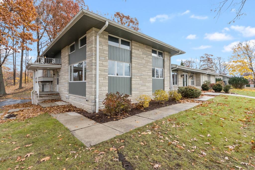 Preble Hills Oasis/Indoor Court/Hot Tub/Arcade