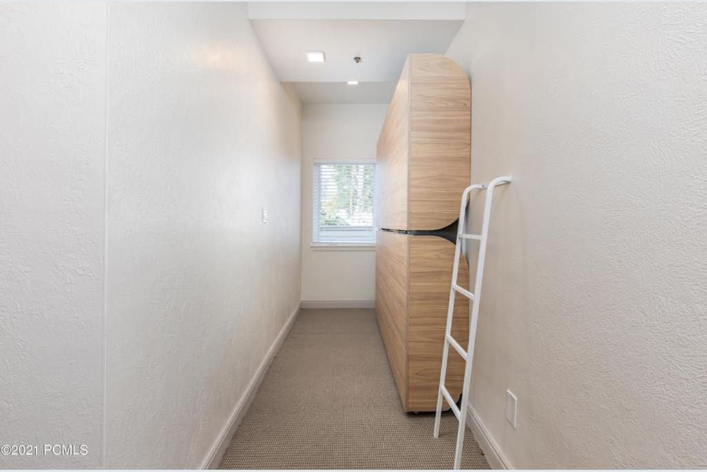 New Modern Ski Resort Condo with Mountainside View — view 3