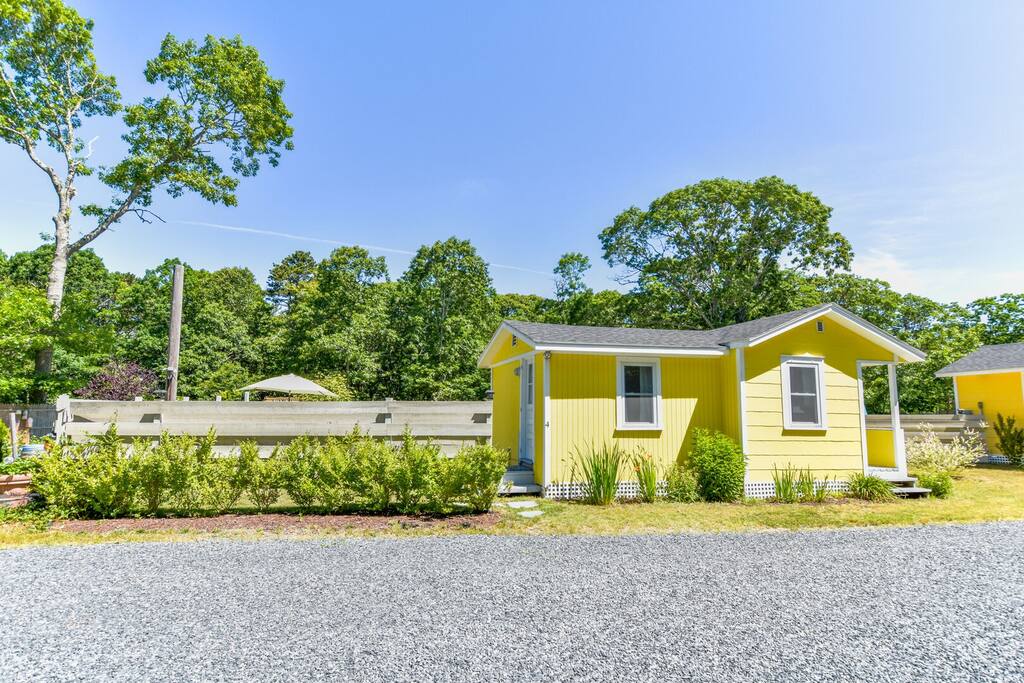 Photo 6 of Del Mar #14475 - Bright Cottage Close to Bayside Beaches!