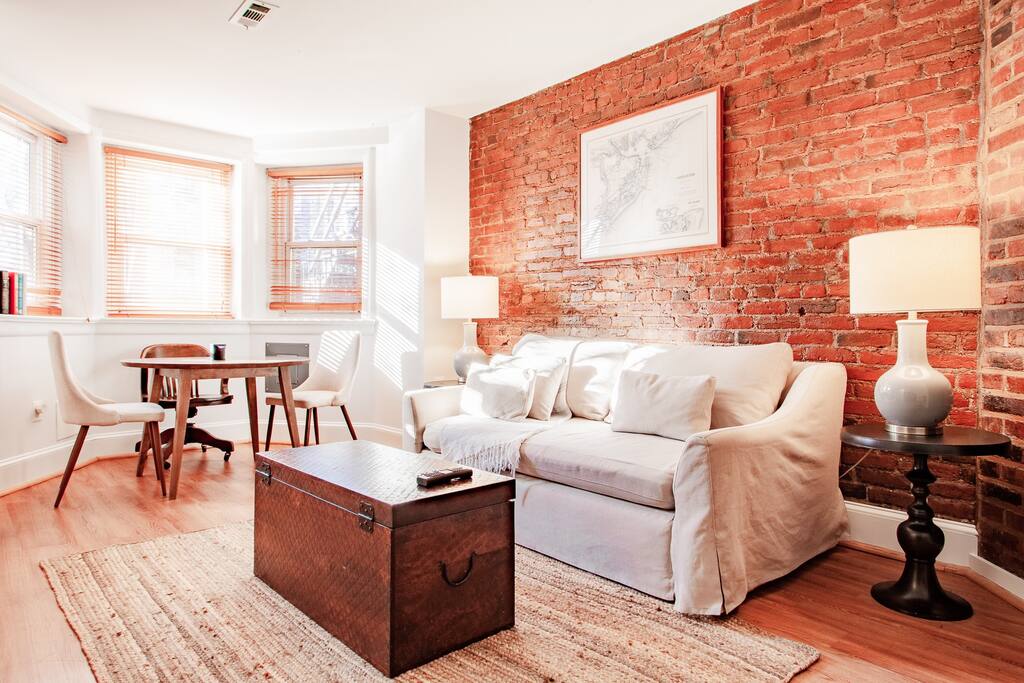 Quaint DC Private 1-BR Walk to METRO-rail subway — Washington, DC — vacation rental