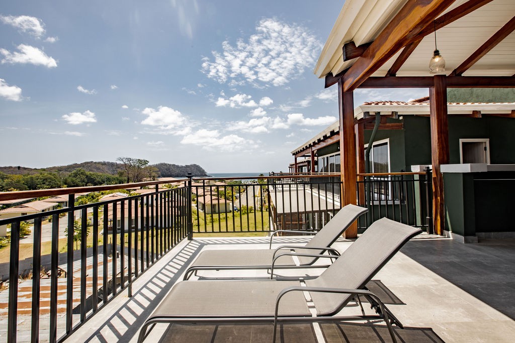 Gorgeous, Sunny & Dreamy Penthouse D at BlueVenao — Las Escobas del Venado, Provincia de Los Santos — vacation rental