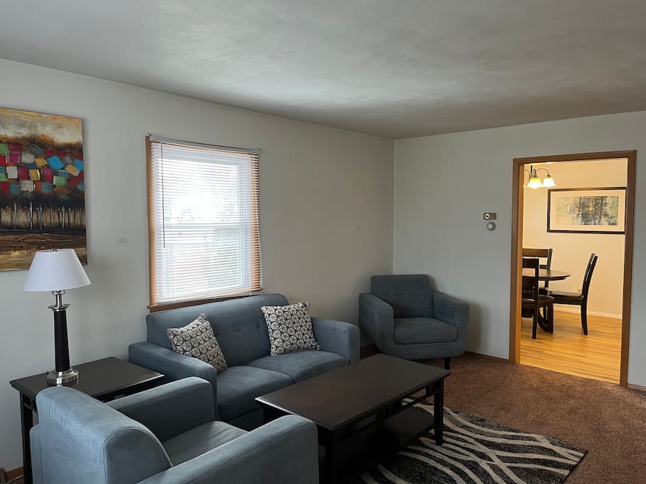 Fully Furnished With Utilities And Parking Included - Charming Oasis - Springfield, IL