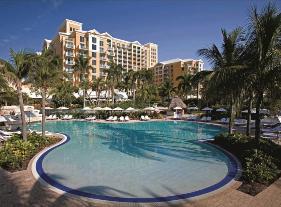 Opal by VIAC - Charming 5-Star Unit Located at the Ritz Carlton — Key Biscayne, FL — vacation rental