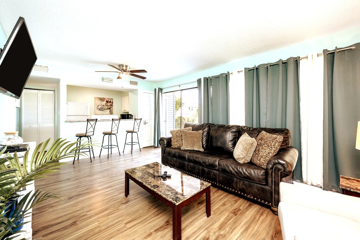 Kings Cove-Central Destin-Heated Pool-Tennis Court — Destin, FL — vacation rental