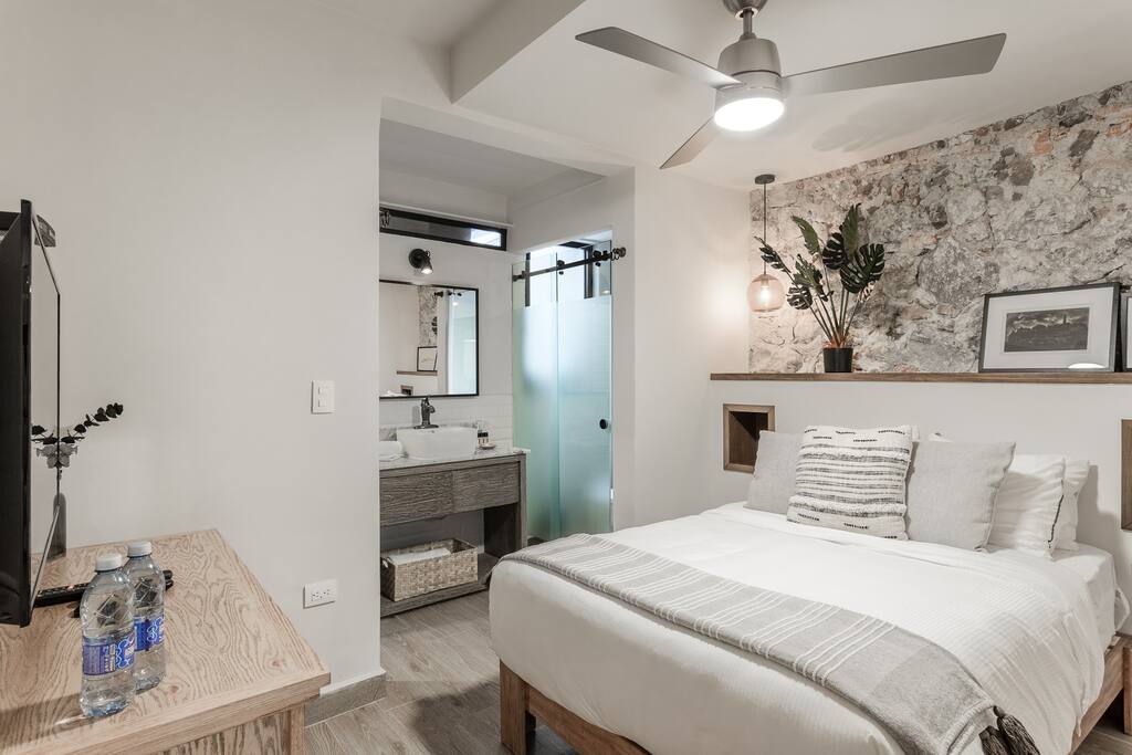 Bedroom with queen bed