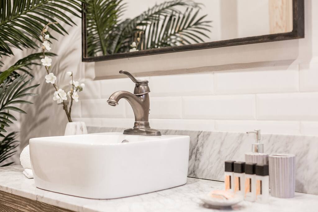 2BR Apt 1st Floor Centro, Best Location w/ Jacuzzi Lounge 10