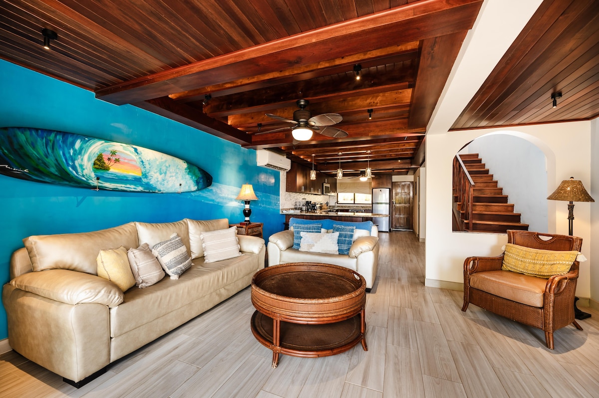 Seaside | 2-Min Beach Walk, Pool & Sunset Terrace — Playa Flamingo, Provincia de Guanacaste — vacation rental