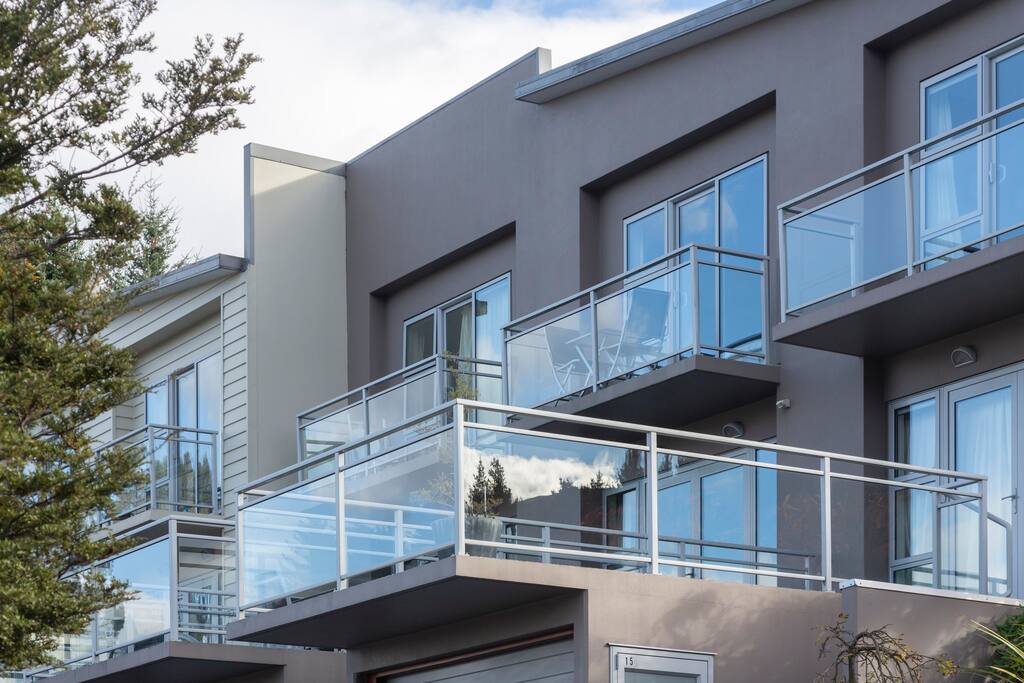 Luxury accommodation - Queenstown, New Zealand