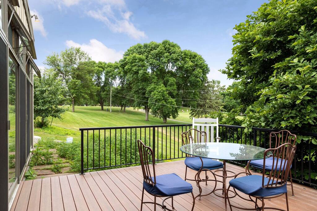 Rear Deck