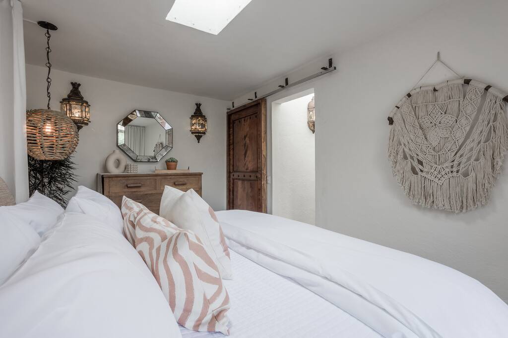 Luxury Linens and King-Size Bed