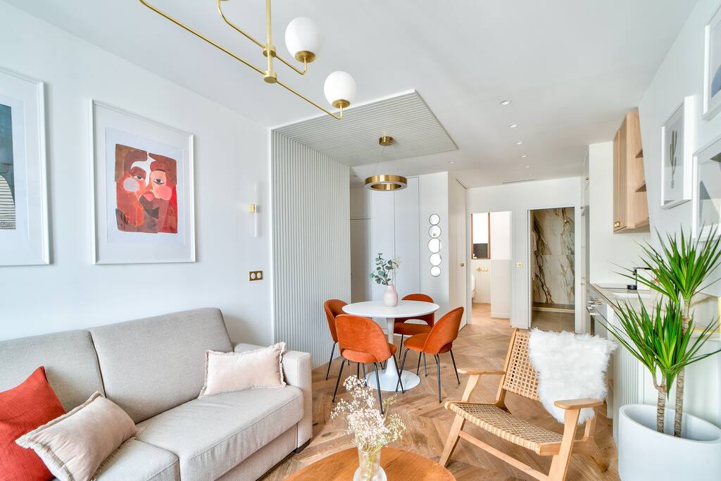 Luxurious apartment with air conditioning — Paris, Île-de-France — vacation rental