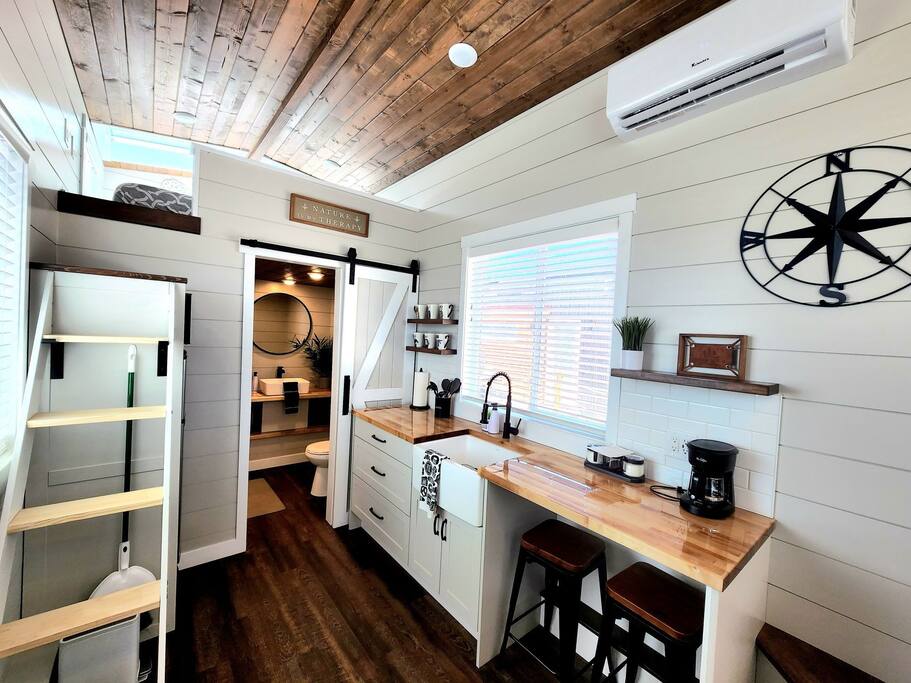Family-Friendly Tiny Home • Firepit • BBQ • Zion — Apple Valley, UT — vacation rental
