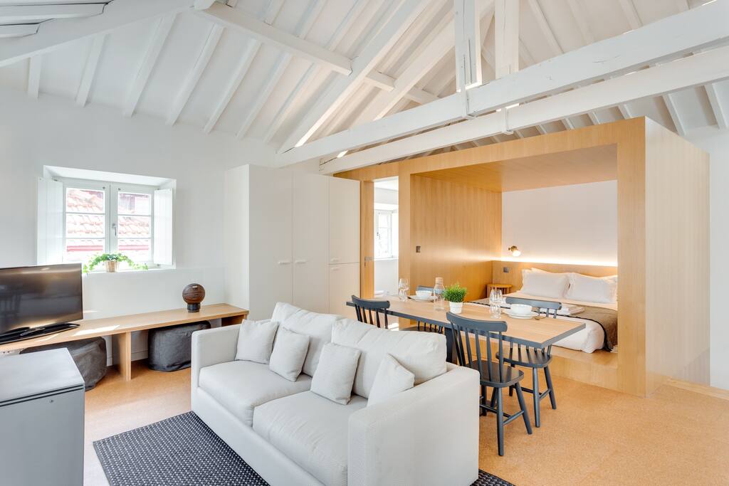 *NEW* Miragaia Apartments BY DA'HOME II — Porto, Porto — vacation rental