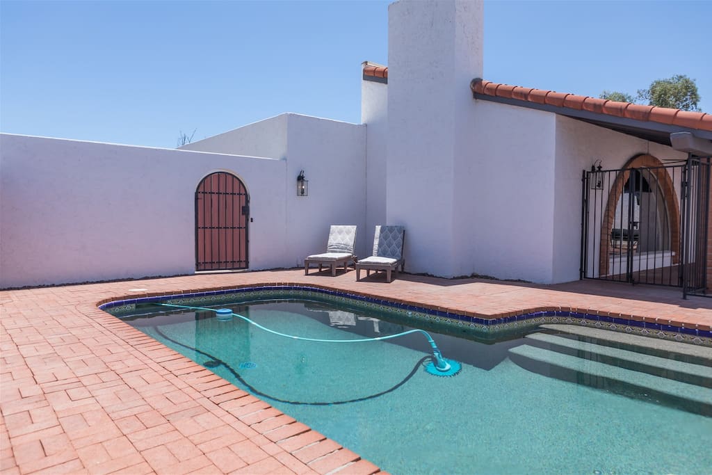 Spacious Arcadia Lite house w/ pool, mtn. views — Phoenix, AZ — vacation rental