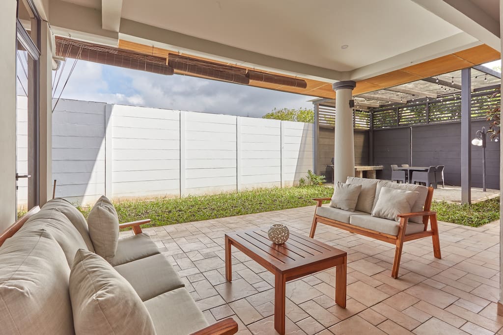 Gorgeous Retreat - Spacious Modern Home With Mountain View - Dipartimento di San Salvador