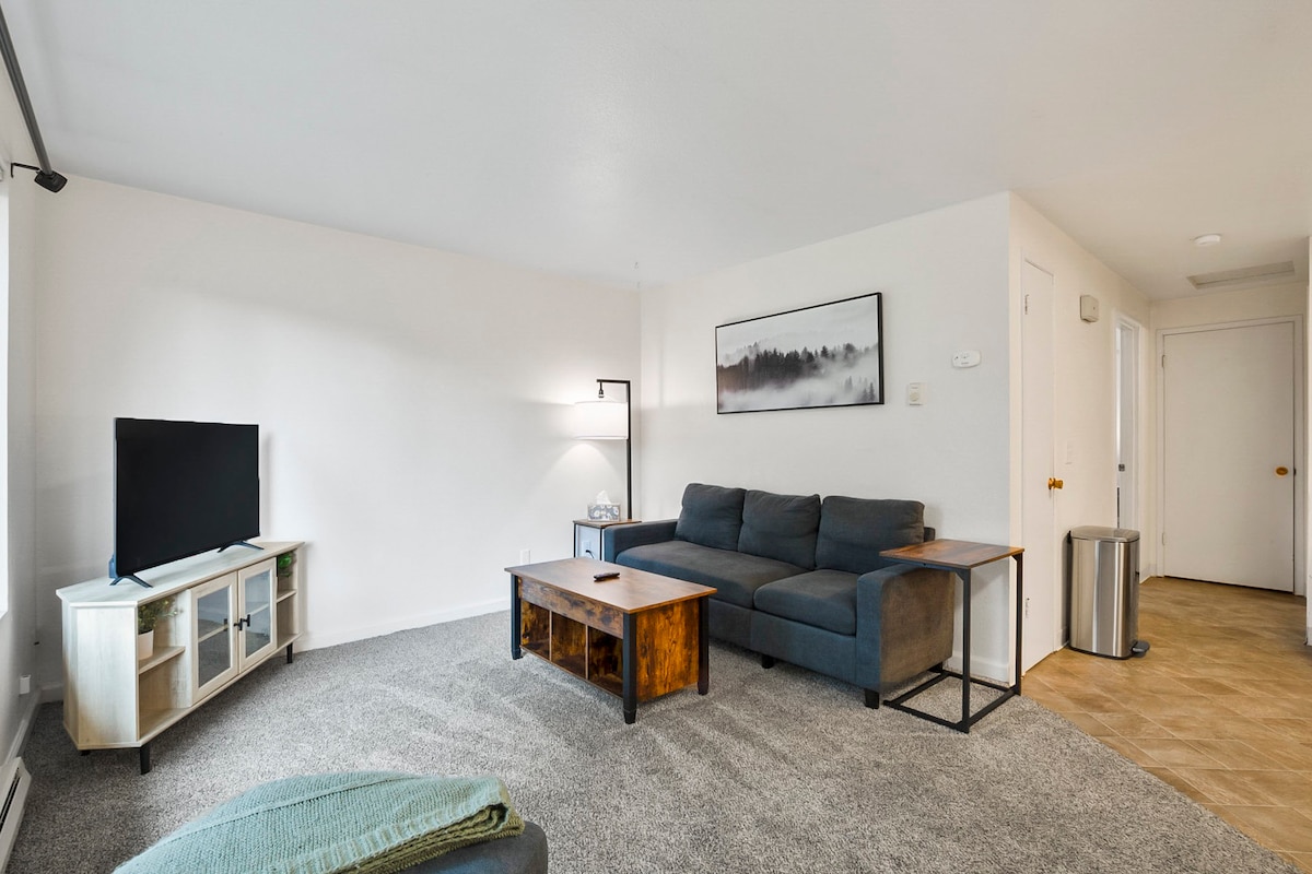 Central location - 1 bed  cozy furnished apt #2