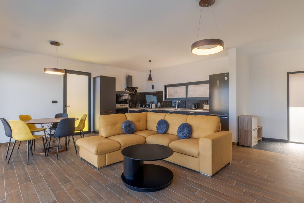 Property thumbnail 17