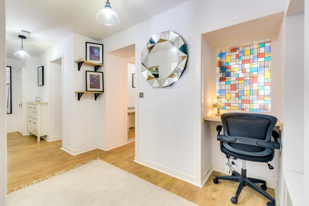 View Stylish Garden Flat in Central Glasgow in Saint Vincent Crescent 67 G3 Stylish Garden Flat in Central Glasgow in Saint Vincent Crescent 67 G3 - Property image 13 - VivreStays