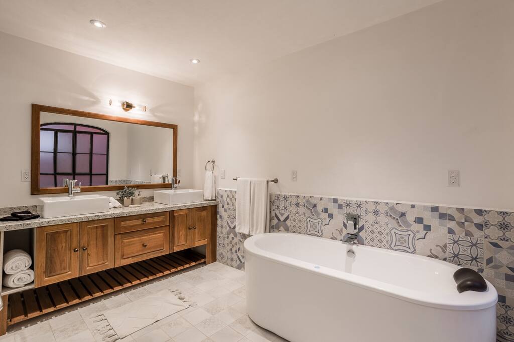 Bathroom with bathtub