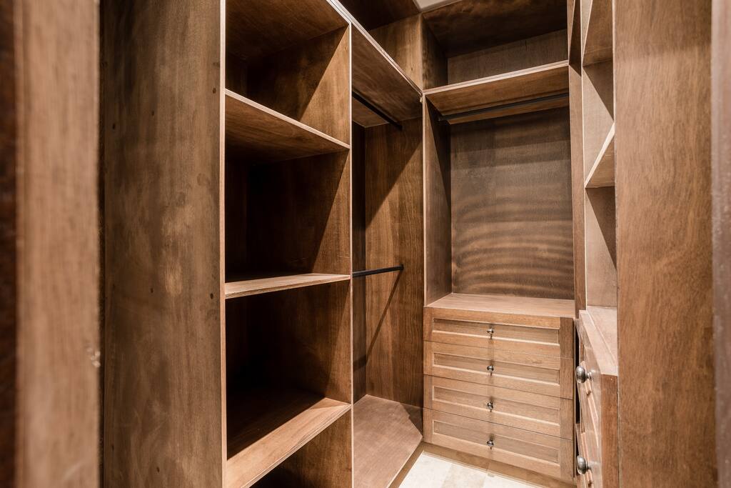 Closet
