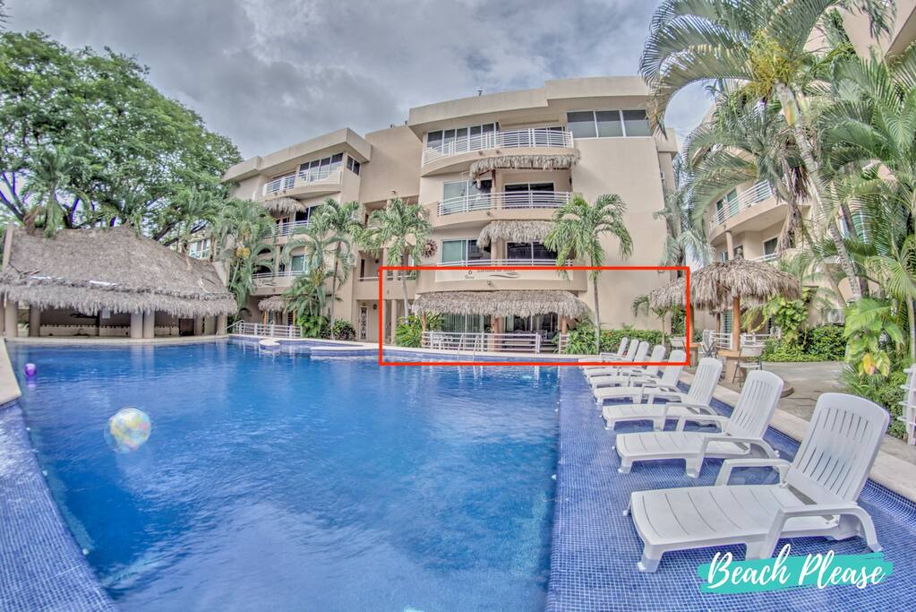Perla 61: Groundfloor 2BR w Pool - 6 blocks to Beach — Bucerías, Nayarit — vacation rental