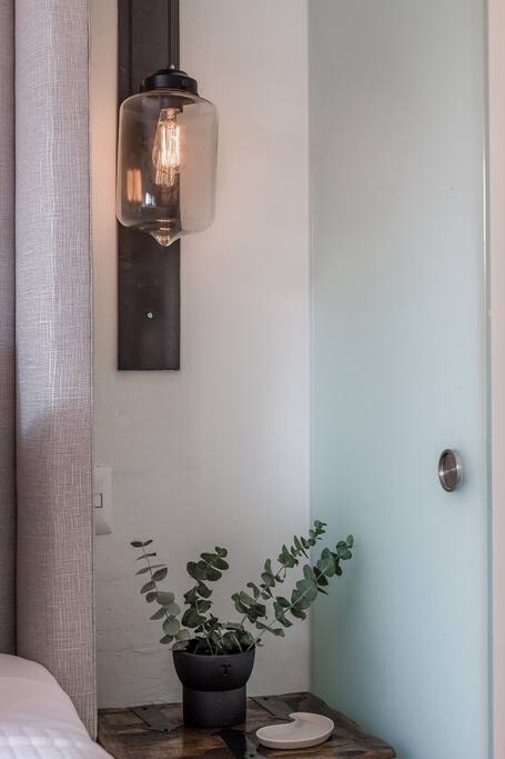 Unique Decor and Stylish Design