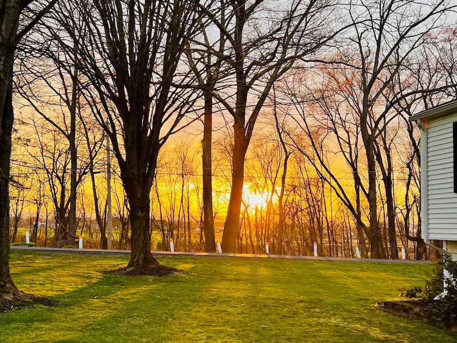 CountrySide close to Amherst, UMass and Noho! — Hadley, MA — vacation rental