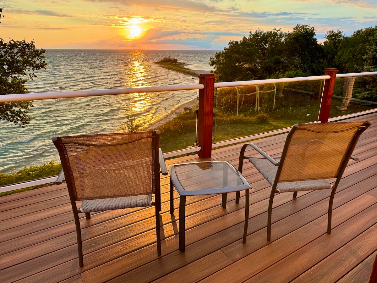 Stylish Home with Private Beach Views, Hot tub — Charlevoix, MI — vacation rental