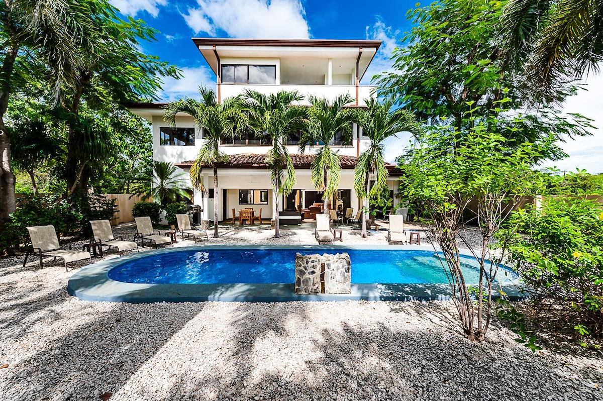 Private Pool Villa 15 min walk to Flamingo Beach — Playa Flamingo, Provincia de Guanacaste — vacation rental