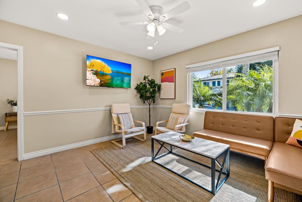 Surf Station A | 1br Walk To Beach & Funk Zone - Santa Bárbara, CA