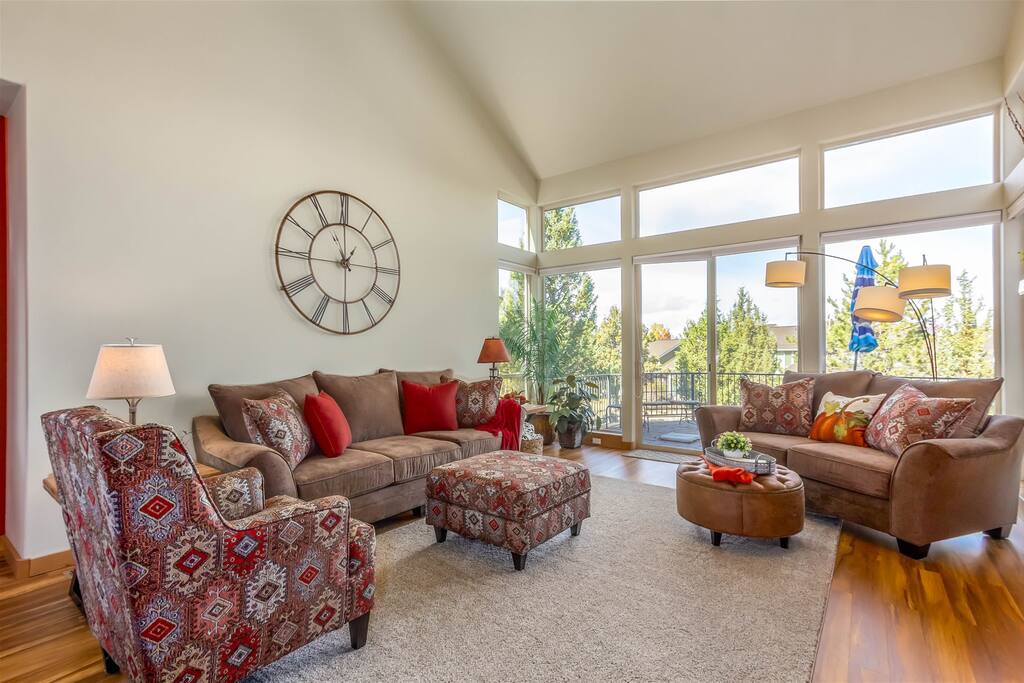 Modern Eagle Crest Condo w/ Resort Perks — Redmond, OR — vacation rental