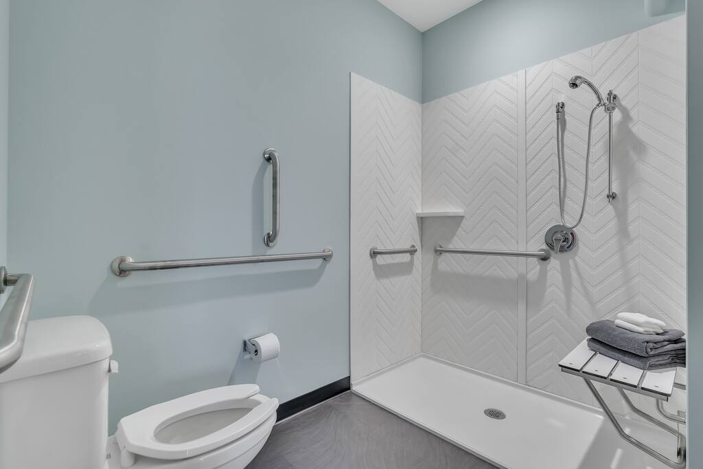 Beach Brews Coastal Views Loft | Photo 8