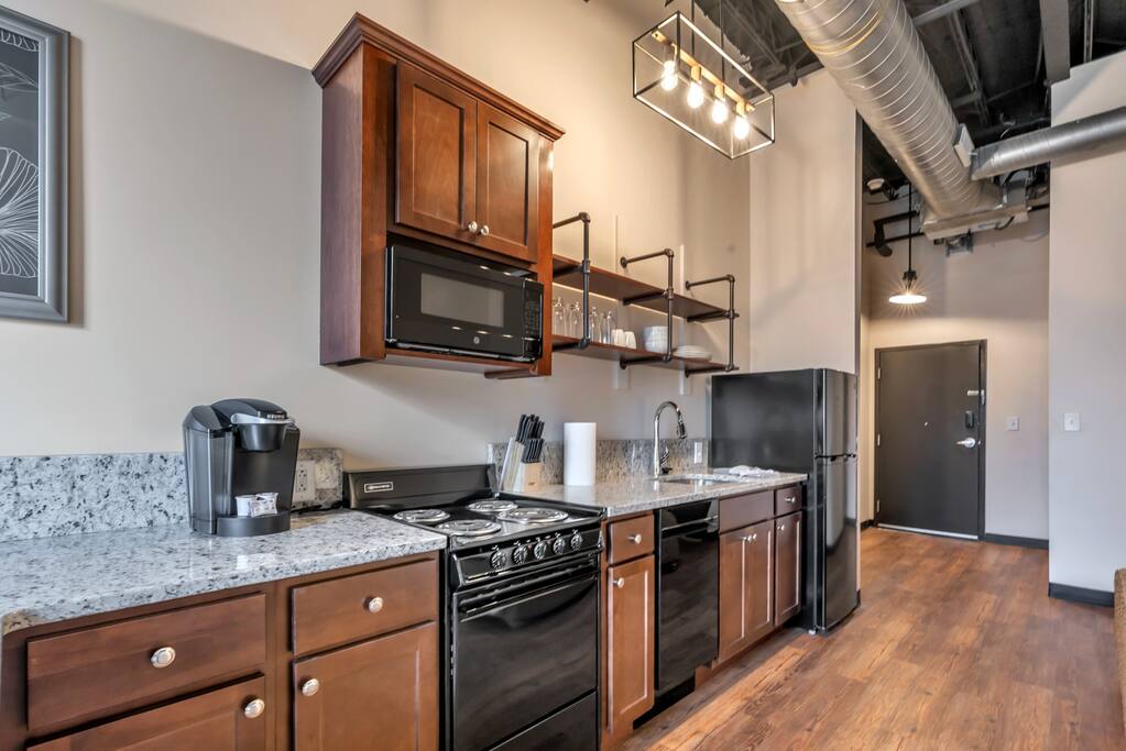 1 Bedroom Grand Strand Brewery 203 | Photo 4