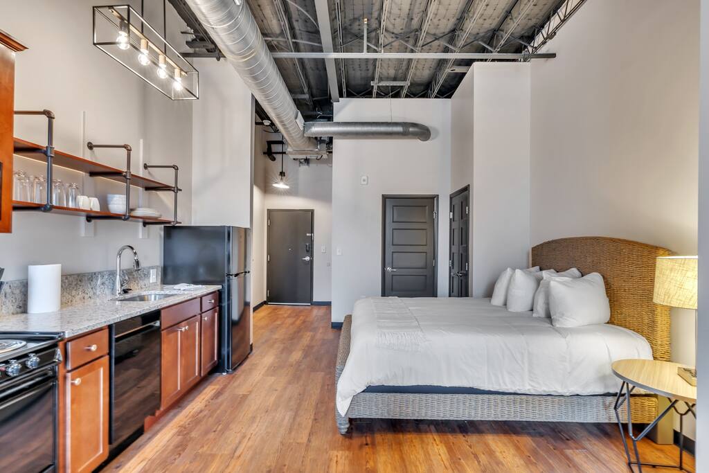 1 Bedroom Grand Strand Brewery 203 | Photo 3