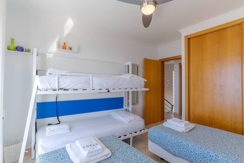 Property thumbnail 24