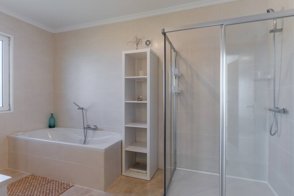 Property thumbnail 32